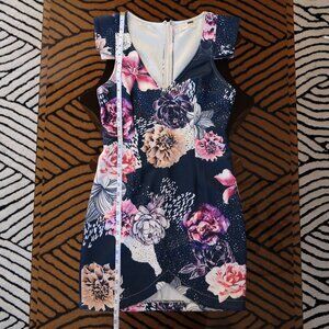 Rumor Boutique Floral Bodycon Mini Dress -Small- Originally $97 from LF Laguna
